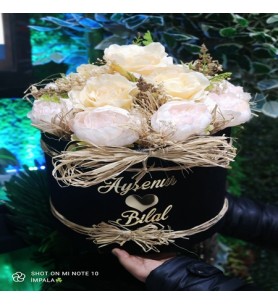 Kutuda Yapay Pastel Çiçek
